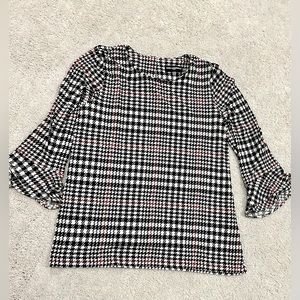 Trumpet sleeve knit top - Medium